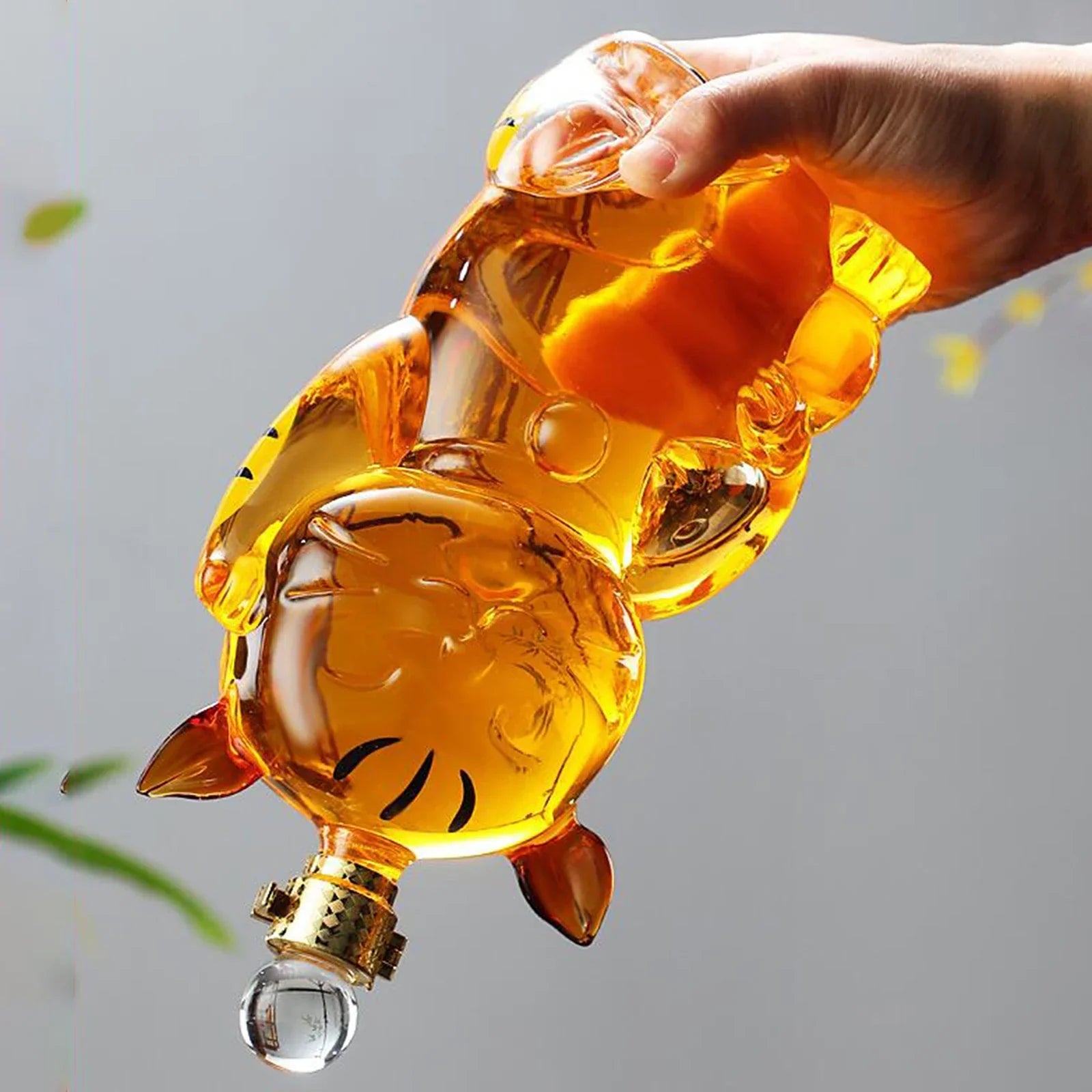 BowLift | Cat Shaped Glass Decanter Glass Holder with Stopper Bottle Drinkware Dispenser Carafe 1000ml for Dining Party Decoration Gift