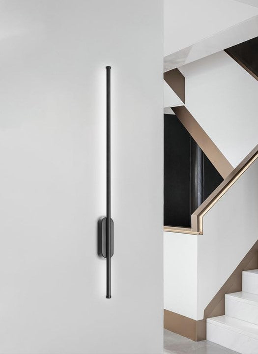 BowLift | Elegant wall lighting with simple shapes