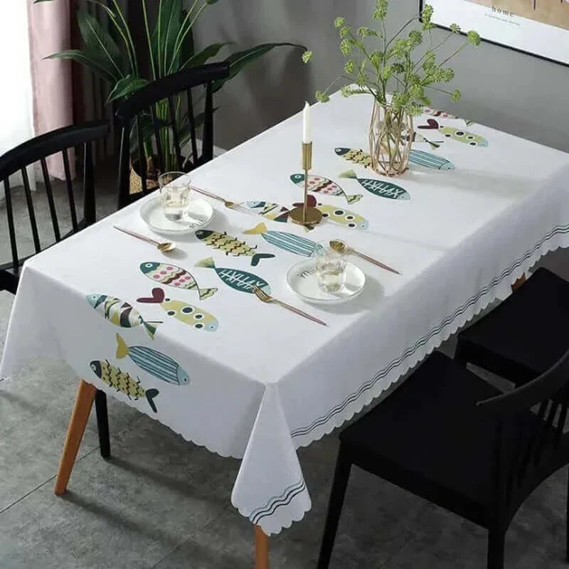 BowLift | Rectangular Stain-Resistant Tablecloth with Aquatic Design