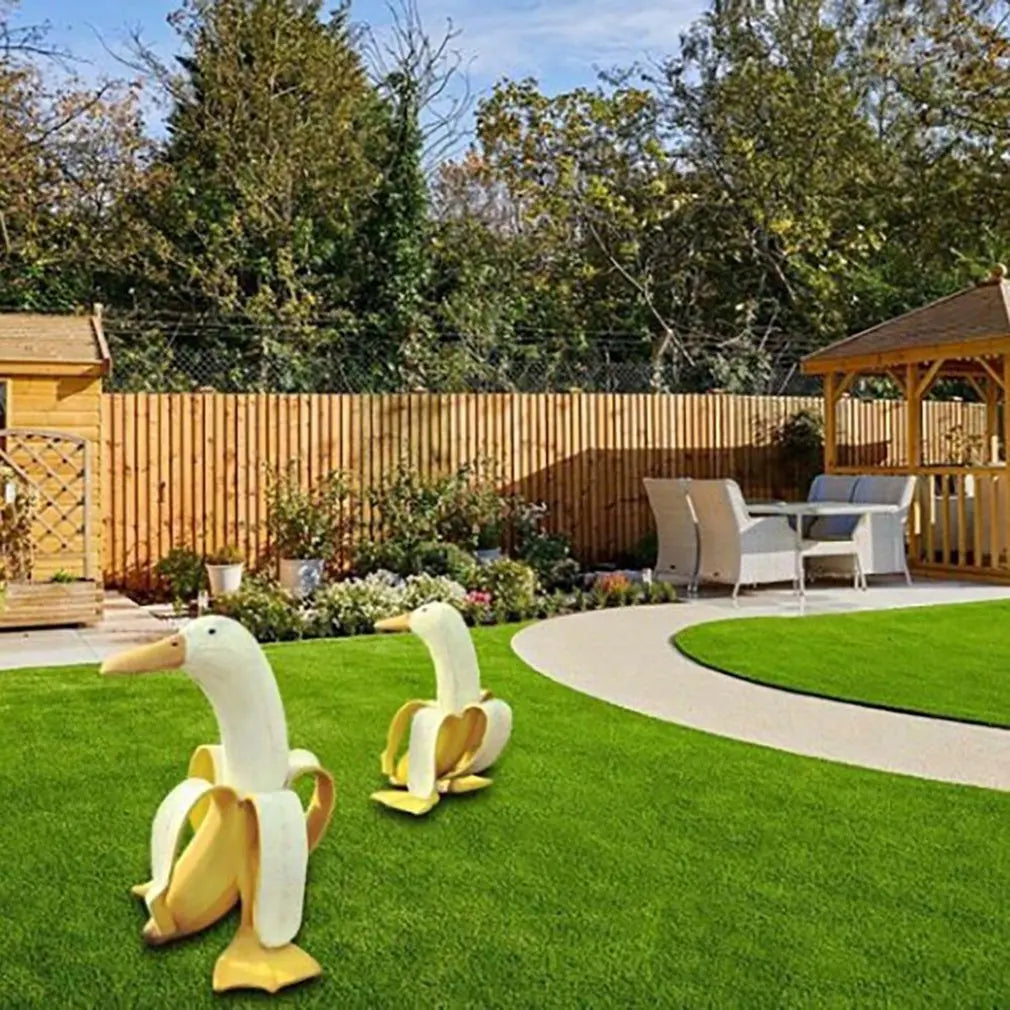 BowLift | Peeled Banana Duck Face Garden Decor