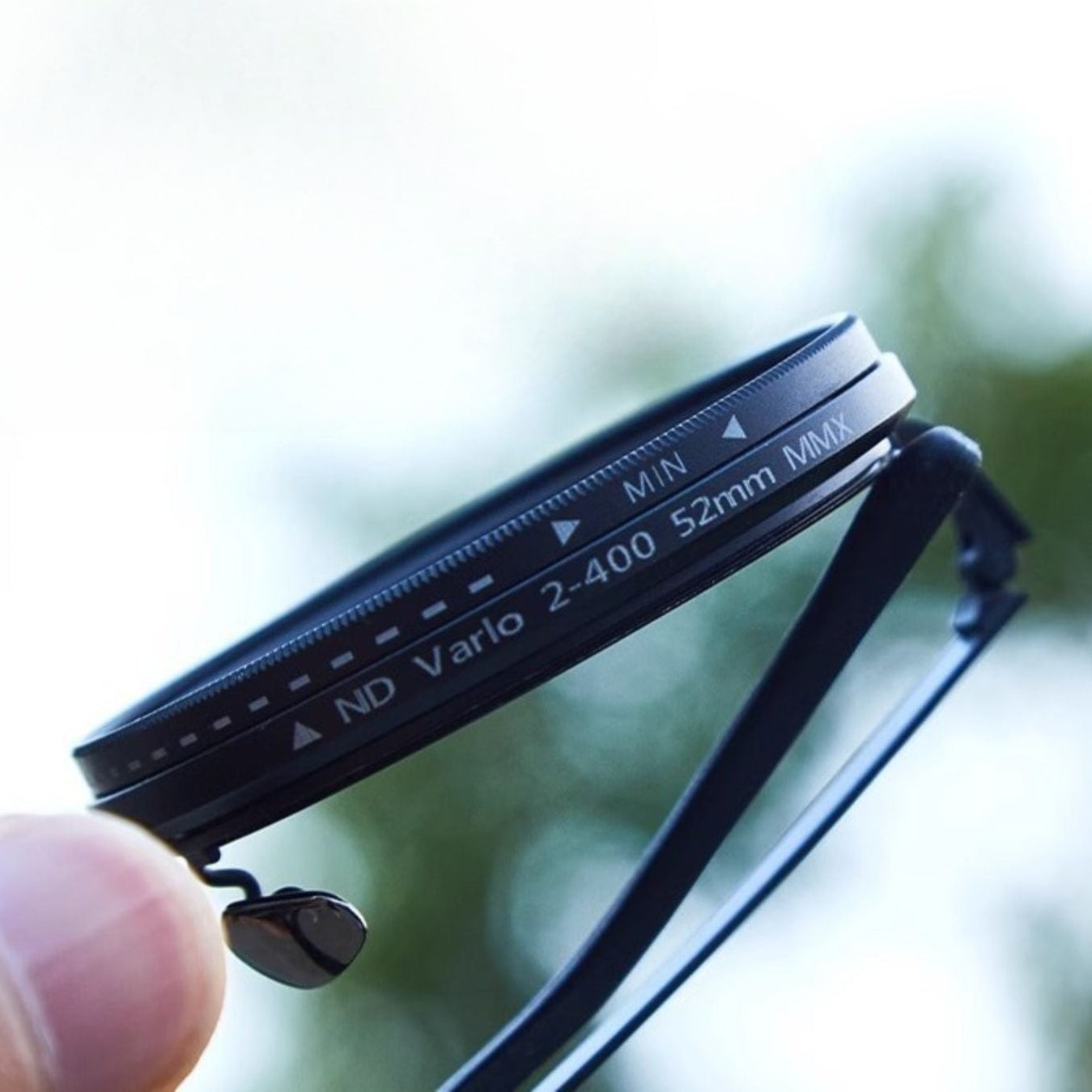 BowLift | VisionRound Polarized Sunglasses – Unisex Retro Design with Adjustable Light Filter