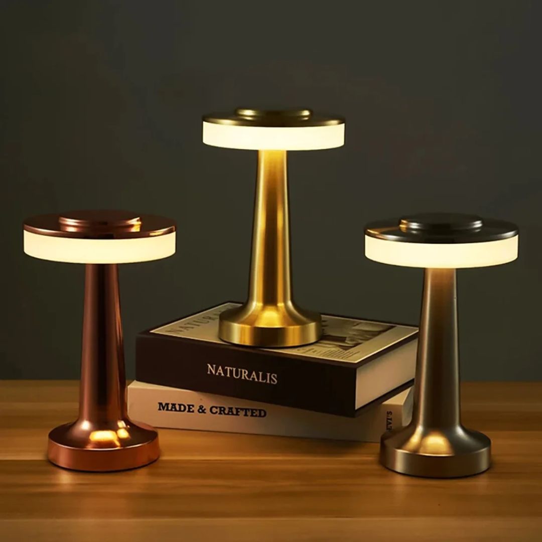 BowLift | Eindhoven Frances Retro Bar Table Lamp