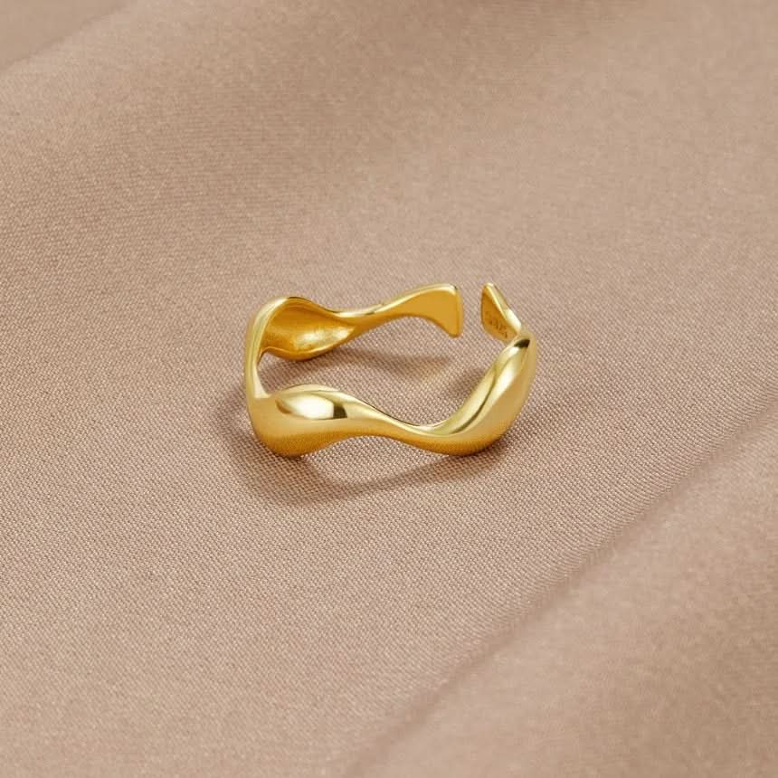 BowLift | Adjustable Ring with Ocean Design
