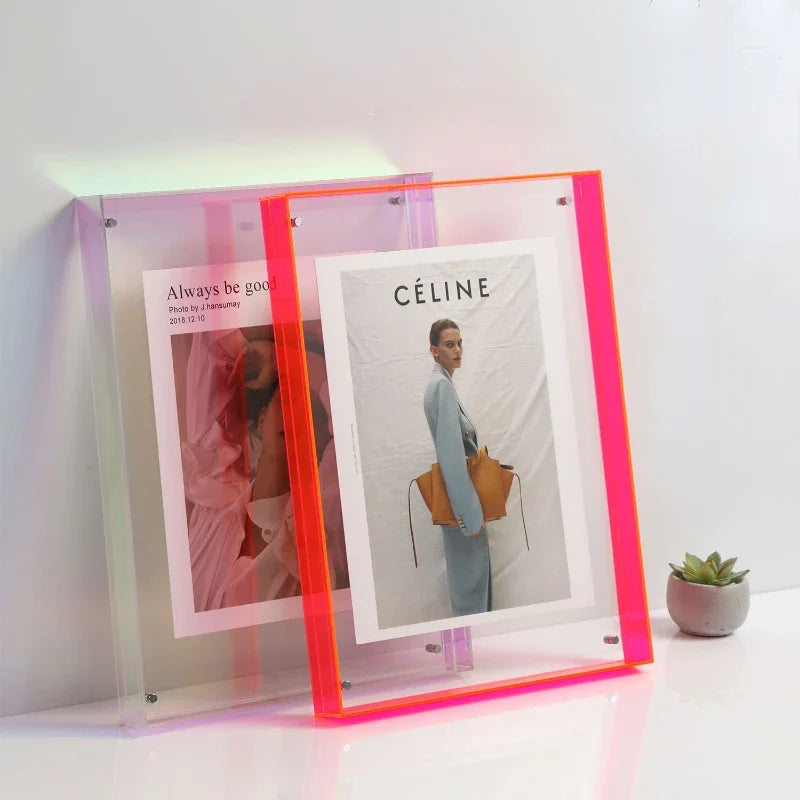 BowLift | Transparent Acrylic Photo Frame