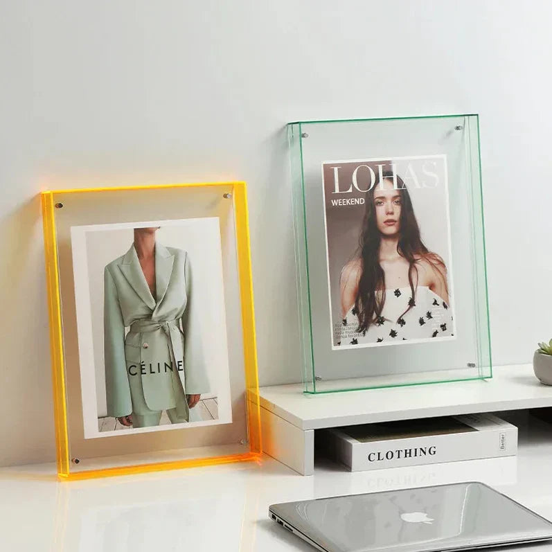 BowLift | Transparent Acrylic Photo Frame