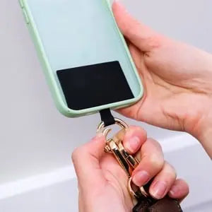 BowLift | Versatile phone strap with card slot and storage pouch