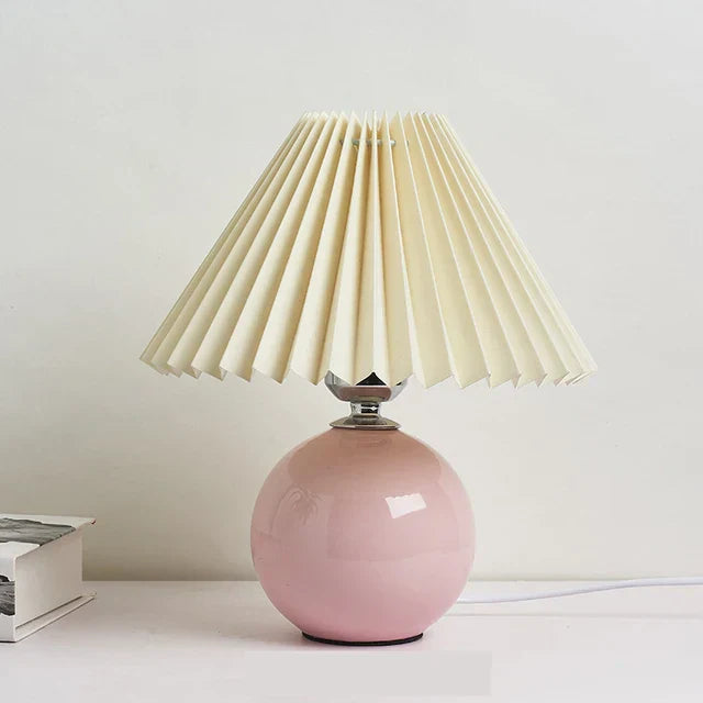 BowLift | Luminous Heritage: Vintage Table Lamp with Pleated Shade – Elegant Antique Retro Nightstand Lighting Solutions