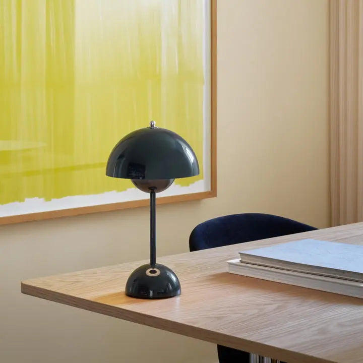 BowLift | Lunaire - LED table lamp for a modern atmosphere