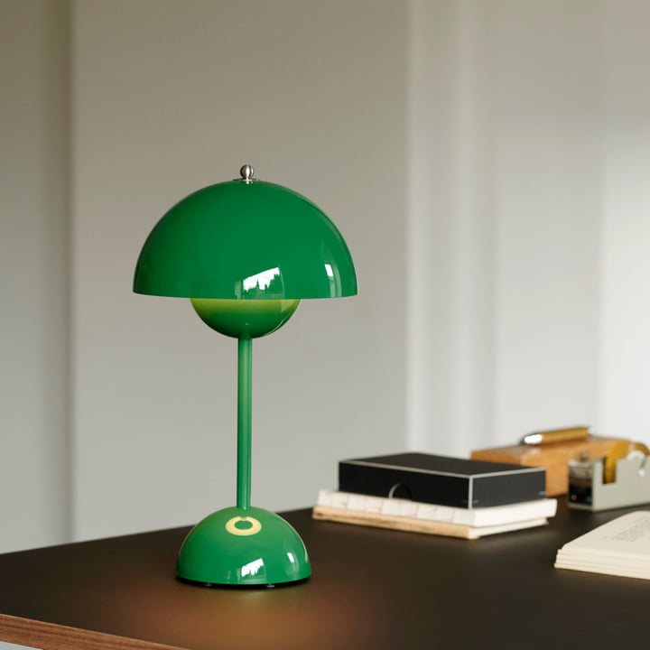 BowLift | LED Table Lamp Ambient Lighting Modern Interior