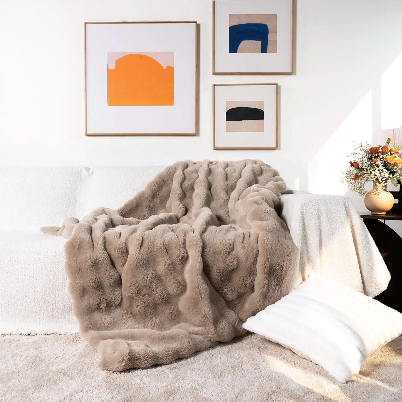 BowLift | Ultra-Soft Blanket for Cozy Ambiance