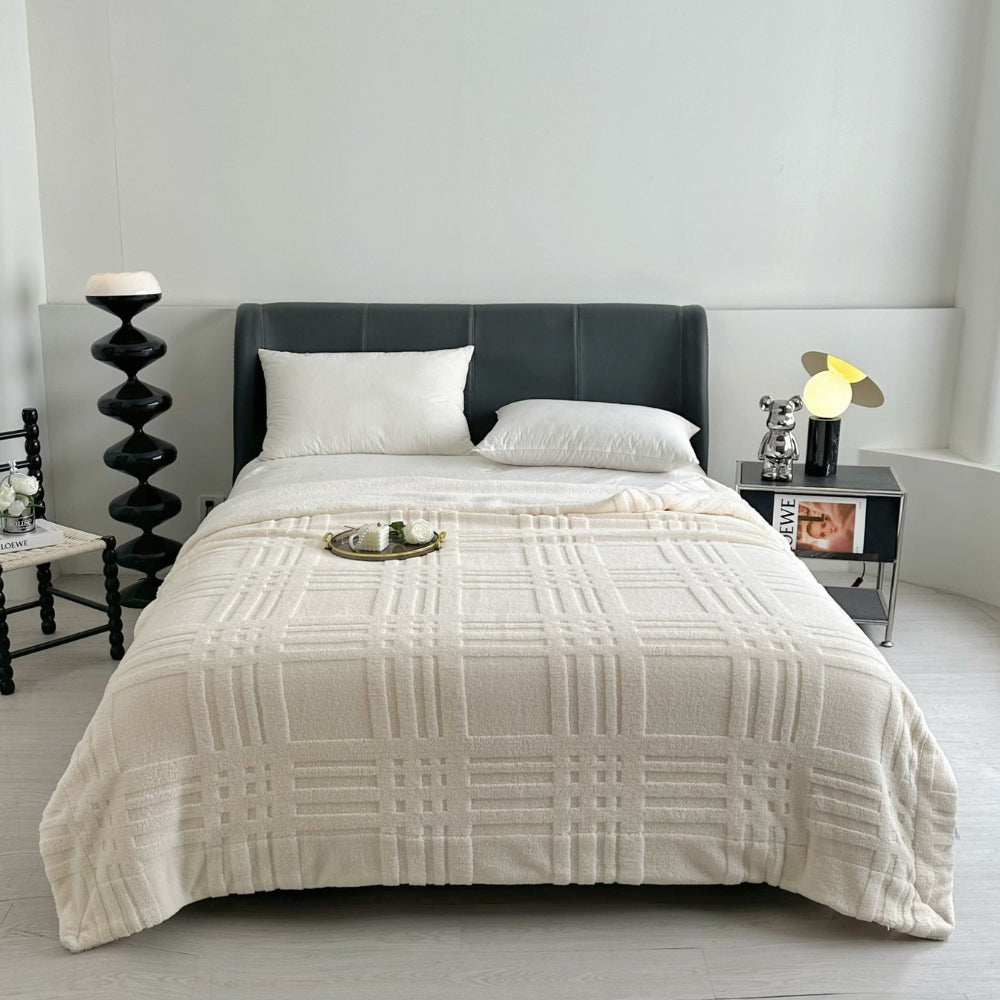 BowLift | Plaid Embossed Grid Pattern Winter Blanket