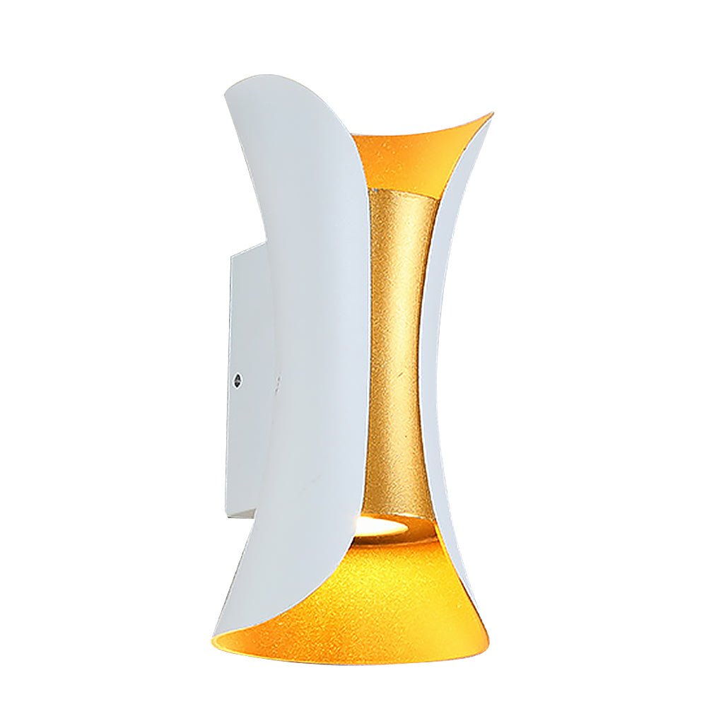 BowLift | Elegant Waterproof LED Lamps with Curved Shape for the Garden