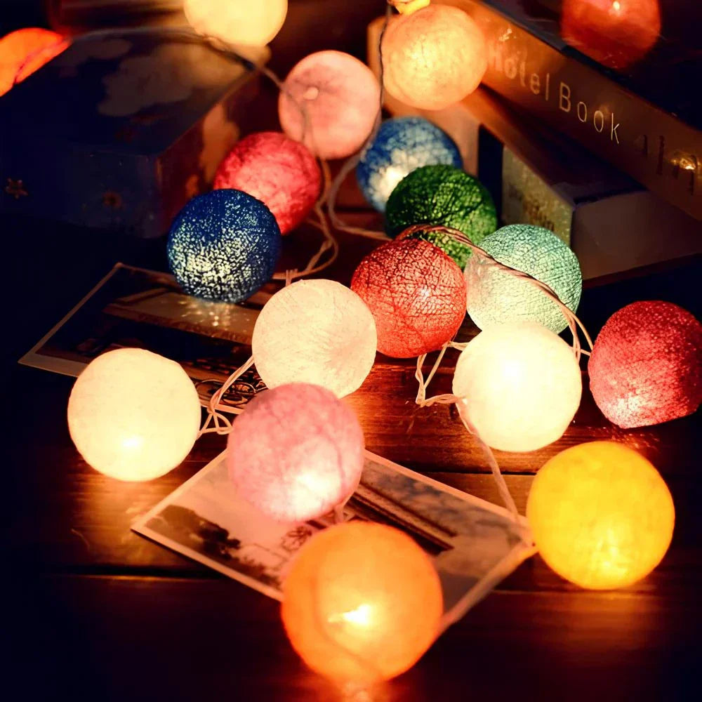 BowLift | Atmospheric Ball String Lights - LumaBreeze