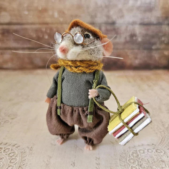 BowLift | Handmade Felted Mouse Decoration | Eco-Friendly Wool | Holiday Ornament & Gift