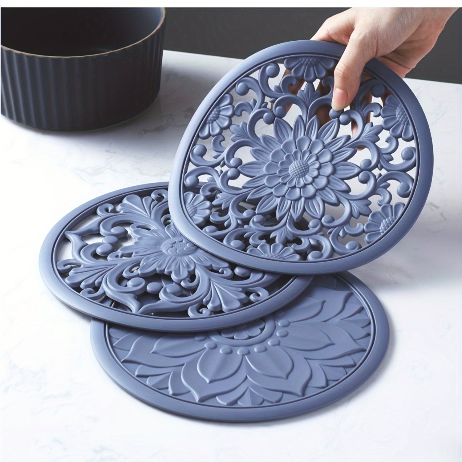 BowLift | Heat Resistant Silicone Trivet Mat Set