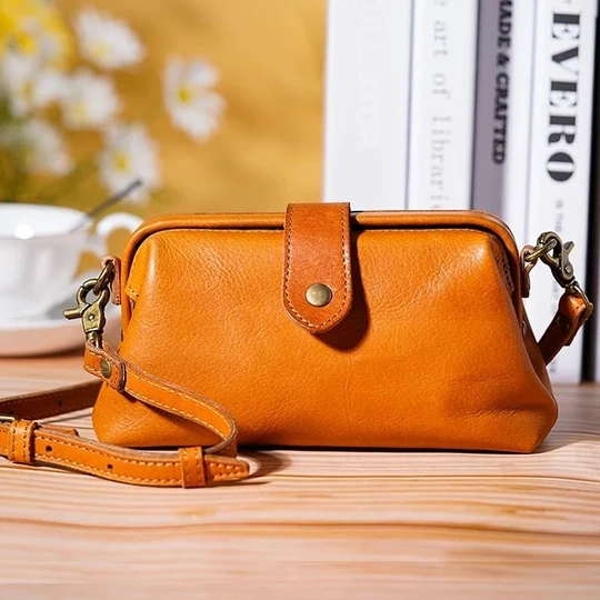 BowLift | Genuine Leather Retro Handmade Bag