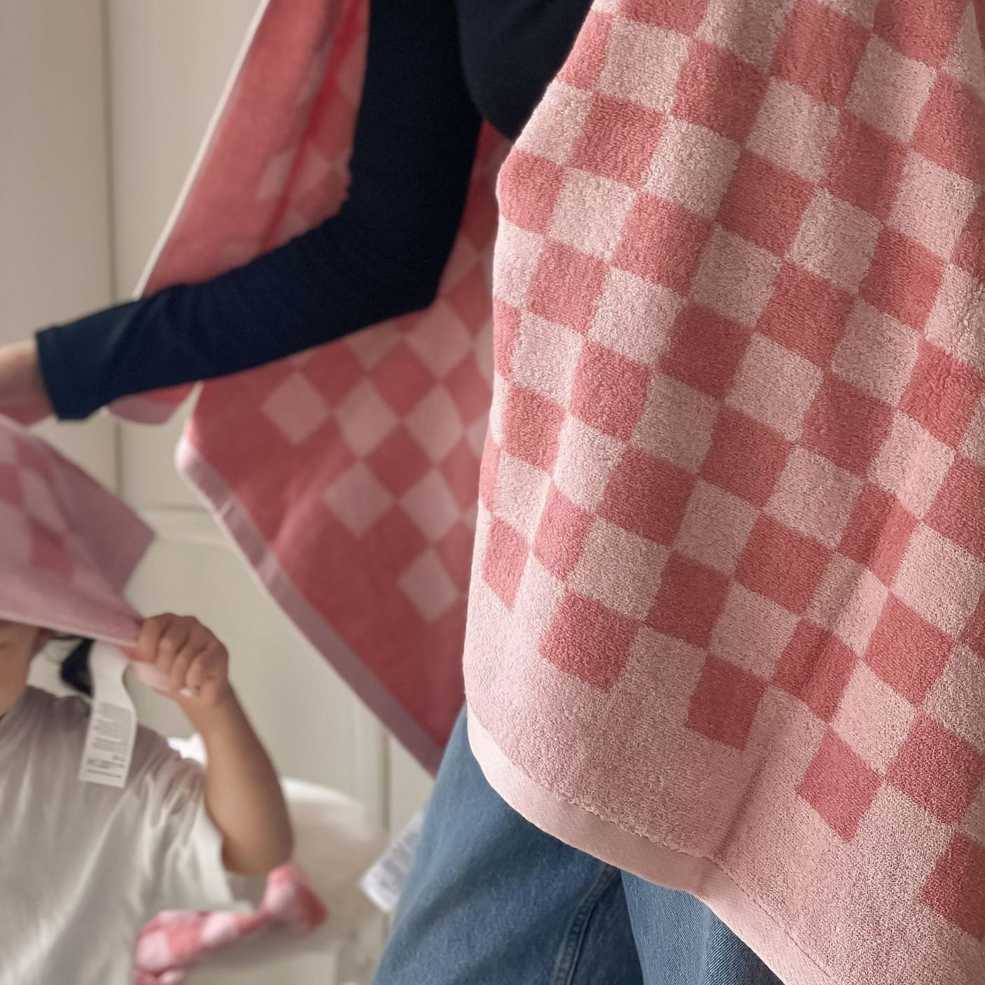 BowLift | Checkerboard Plus Towel Collection