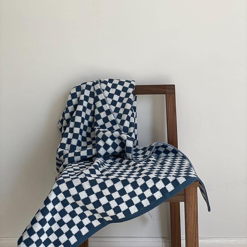 BowLift | Classic Checkerboard Towel Collection