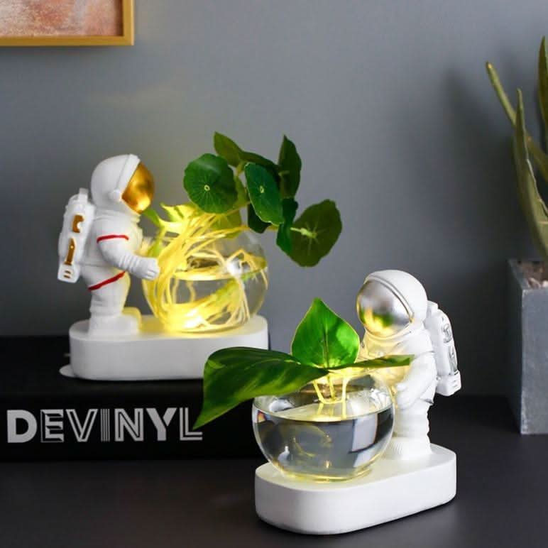 BowLift | ASTROVA – Creative Astronaut Plant Vases for Modern Living