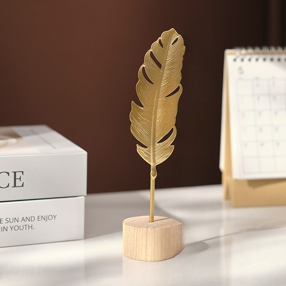 BowLift | Ginkgo leaf decoration in a minimalist version