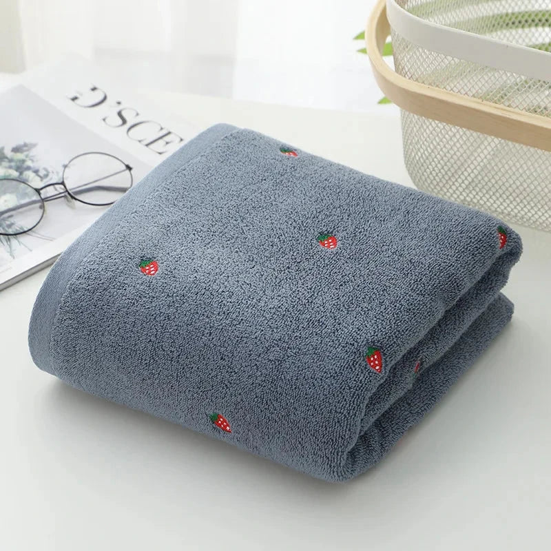 BowLift | Strawberry Bath Towels