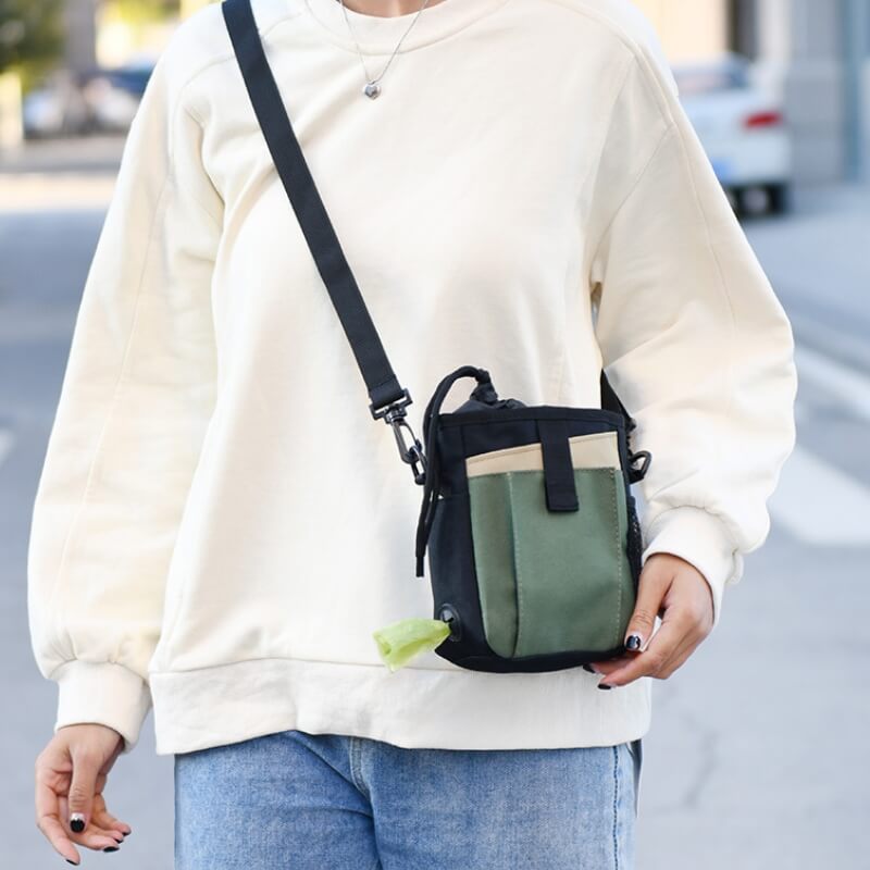 BowLift | Dog Treat Training Bag