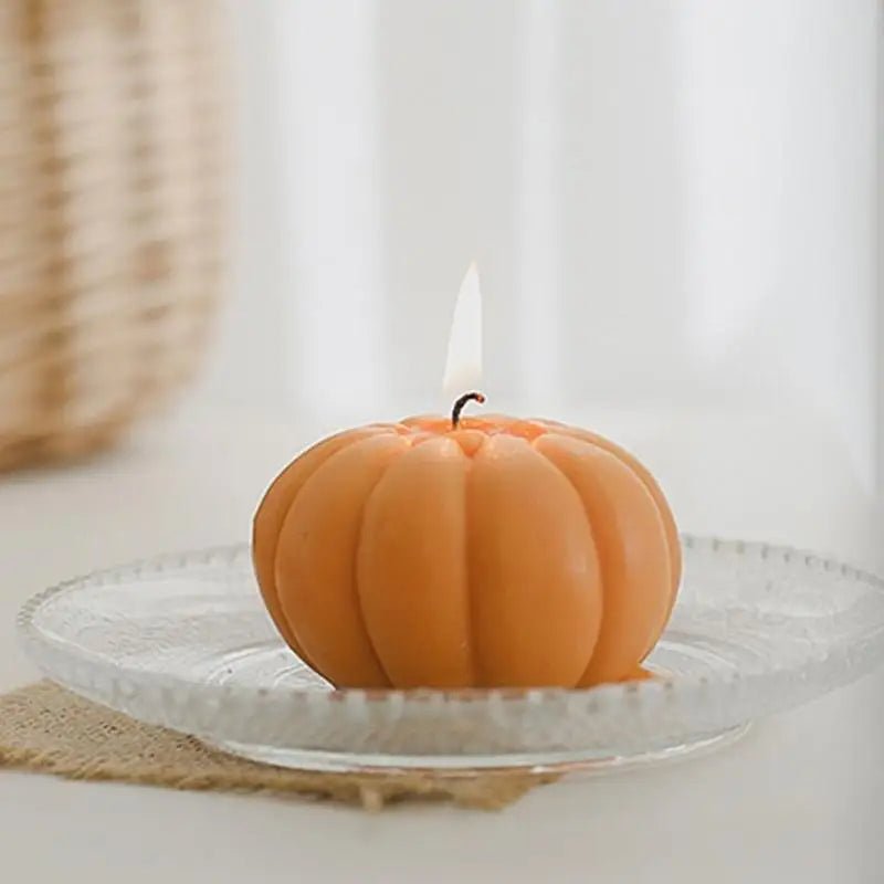 BowLift | GlowHarvest – Handmade scented candle in pumpkin shape for a cozy atmosphere