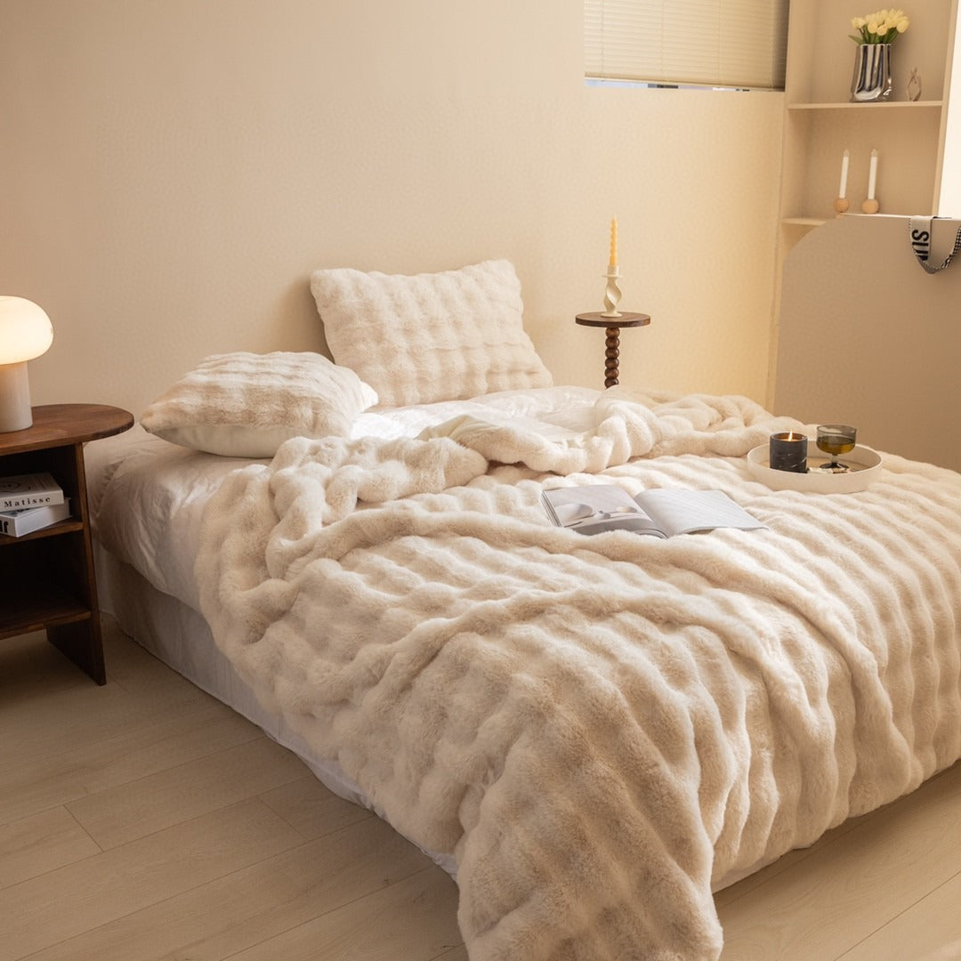 BowLift | Faux Fur Chunky Knit Duvet Cover Throw