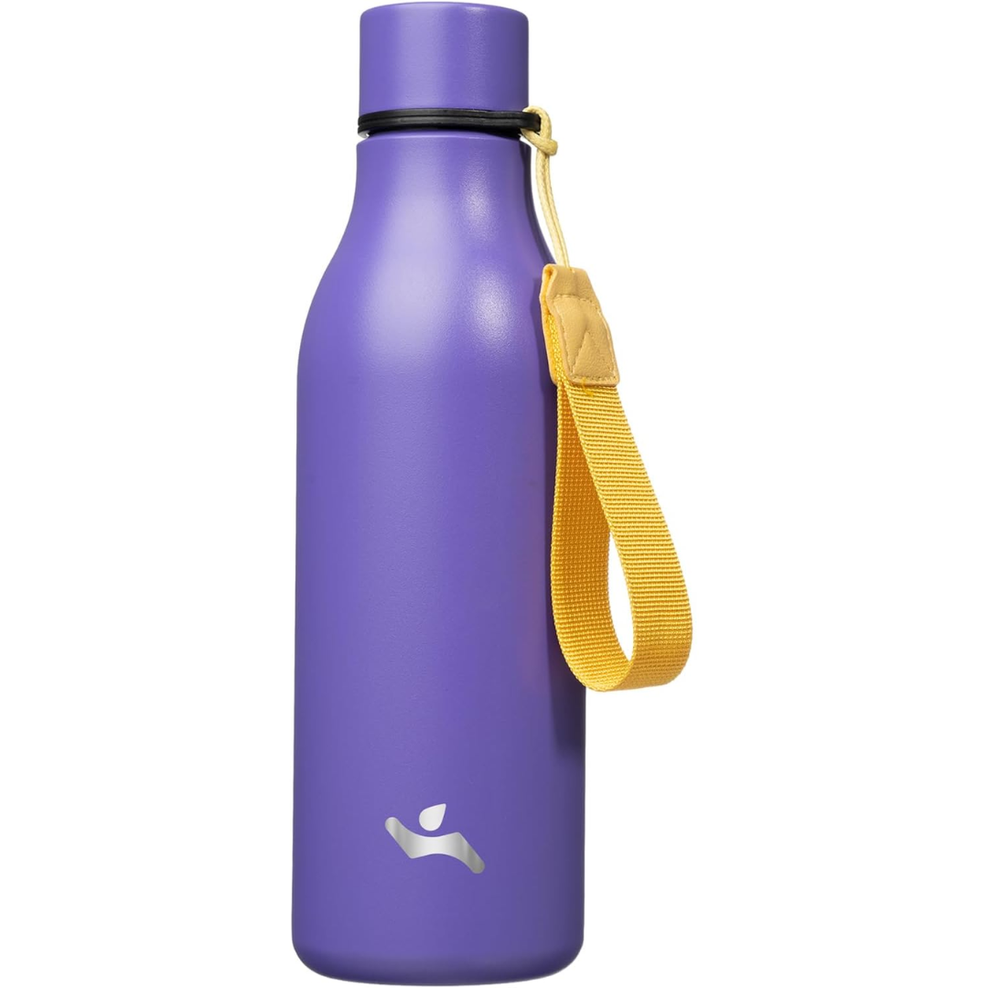 BowLift | Isolated stainless steel water bottle with strap