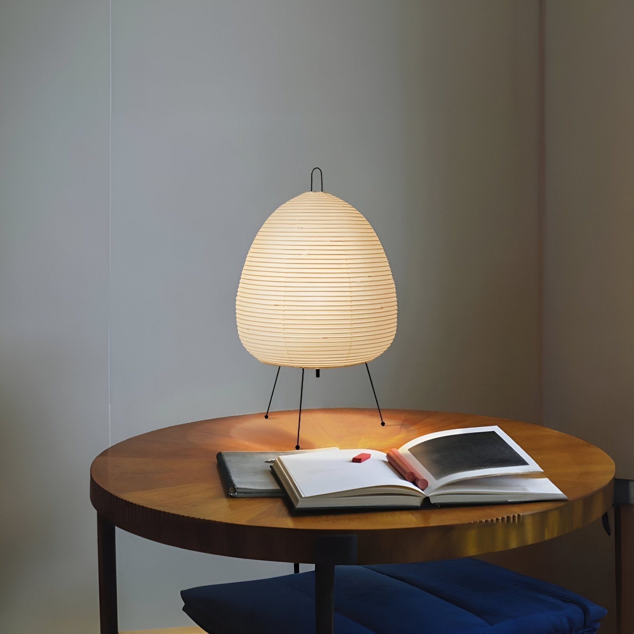 BowLift | ZenLoom – Luxurious table lamp with Japanese Wabi-Sabi design for gentle light