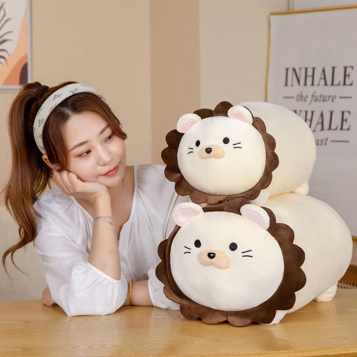 BowLift | Hank The Kawaii Lion Plushie