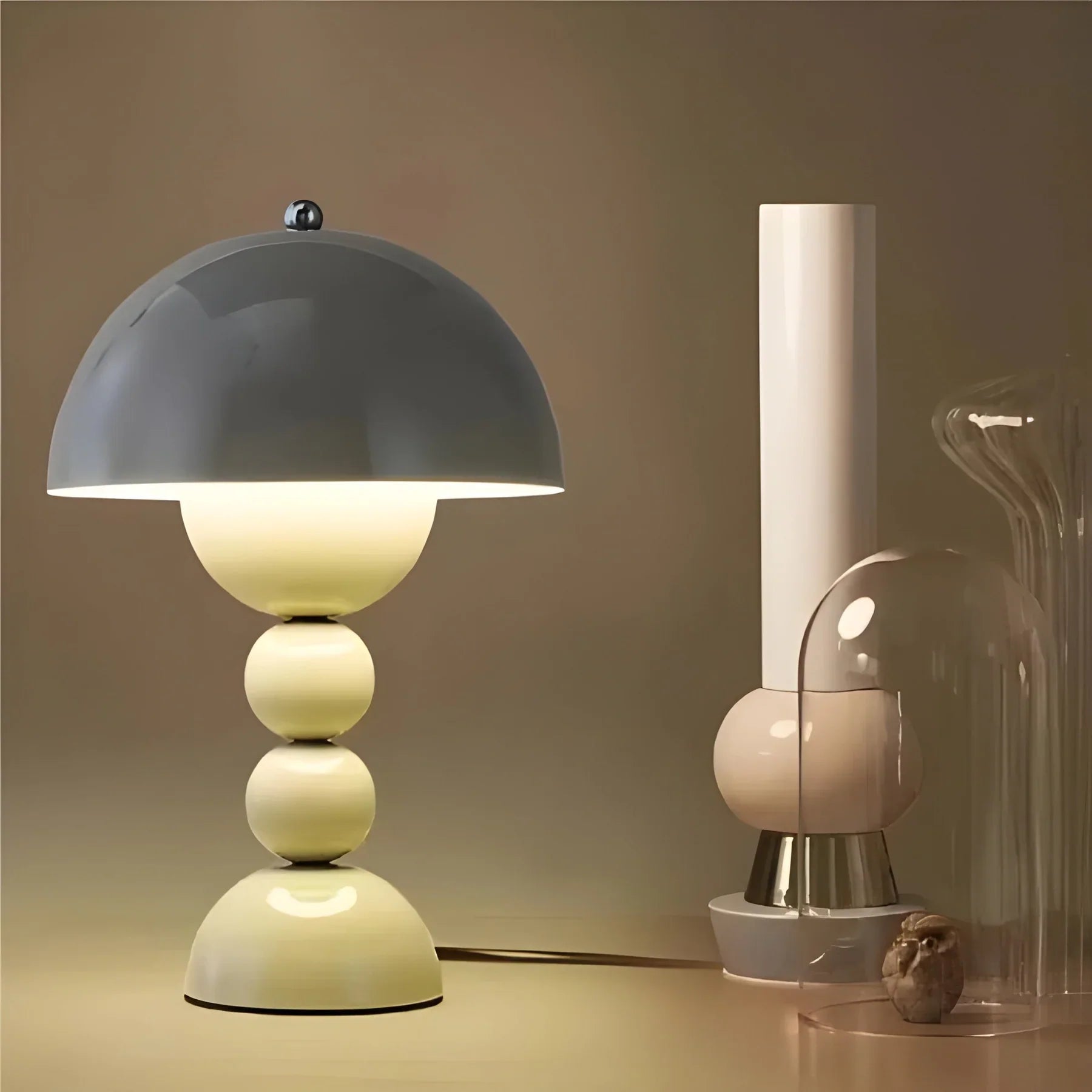 BowLift | Modern Table Lamp in Scandinavian Design with Gold Accents