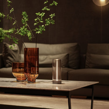 BowLift | Modern Magnetic Table Lamp