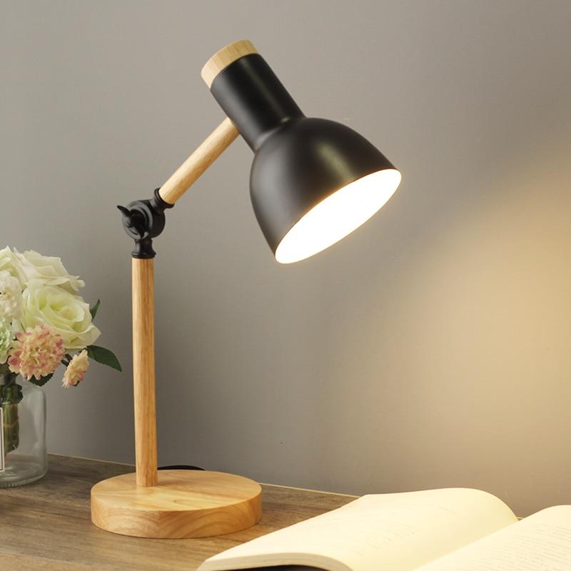 BowLift | Table lamp with wooden finish in Nordic style