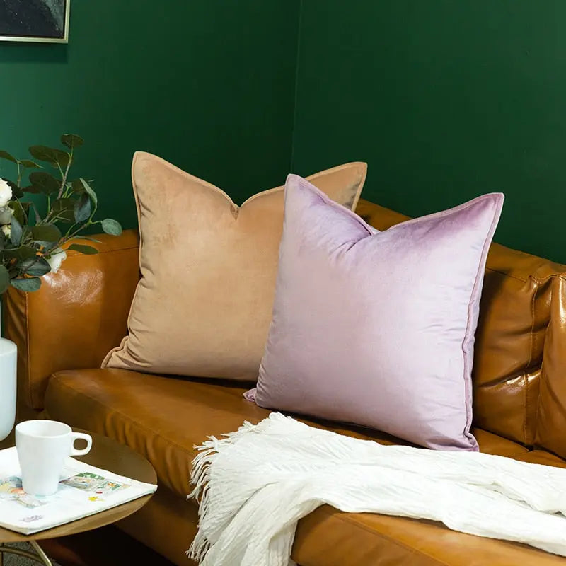 BowLift | VelvetLuxe – Elegant velvet cushion cover with refined details