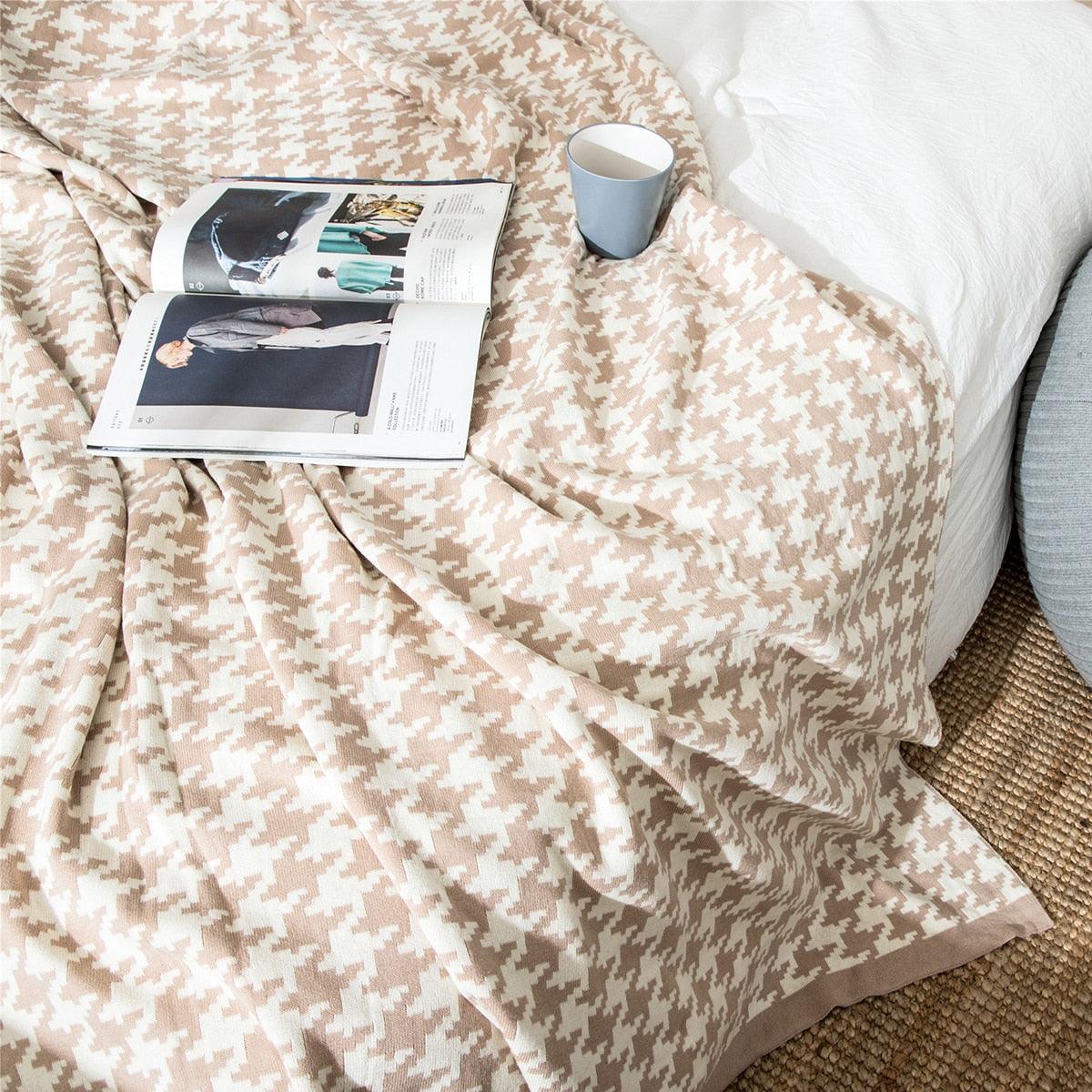 BowLift | PlaidLuxe Houndstooth Throw Blanket | Checked Design | Soft & Cozy | Various Sizes