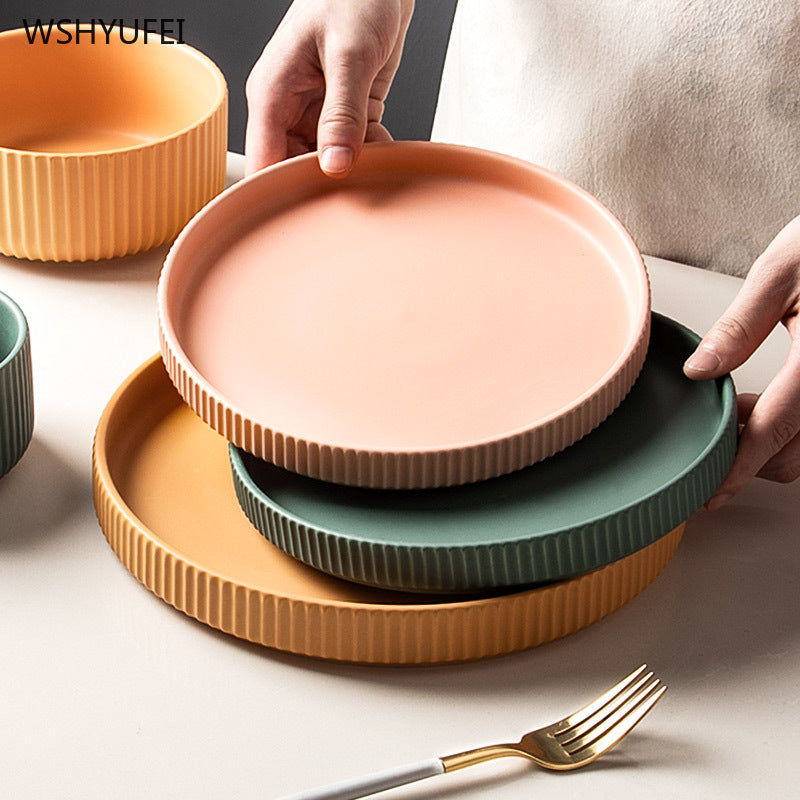 BowLift | Colorful Ceramic Dinner Plate