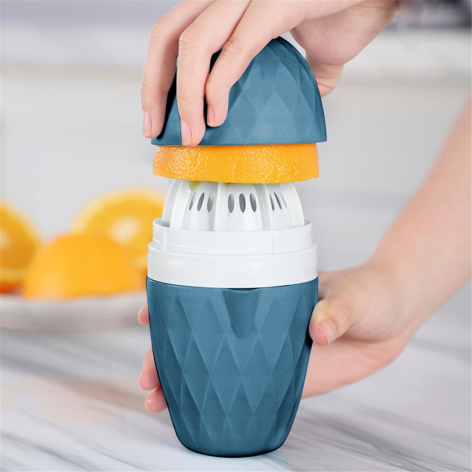 BowLift | Portable Mini Orange Lemon Press Hand Squeezer