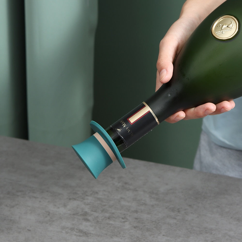 BowLift | Magic Hat Wine Bottle Stopper
