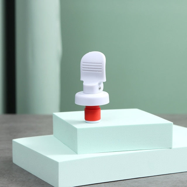BowLift | Magic Hat Wine Bottle Stopper