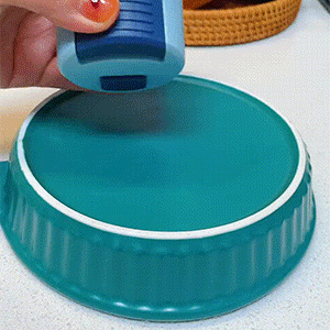 BowLift | Metering Seasoning Dispenser Bottle