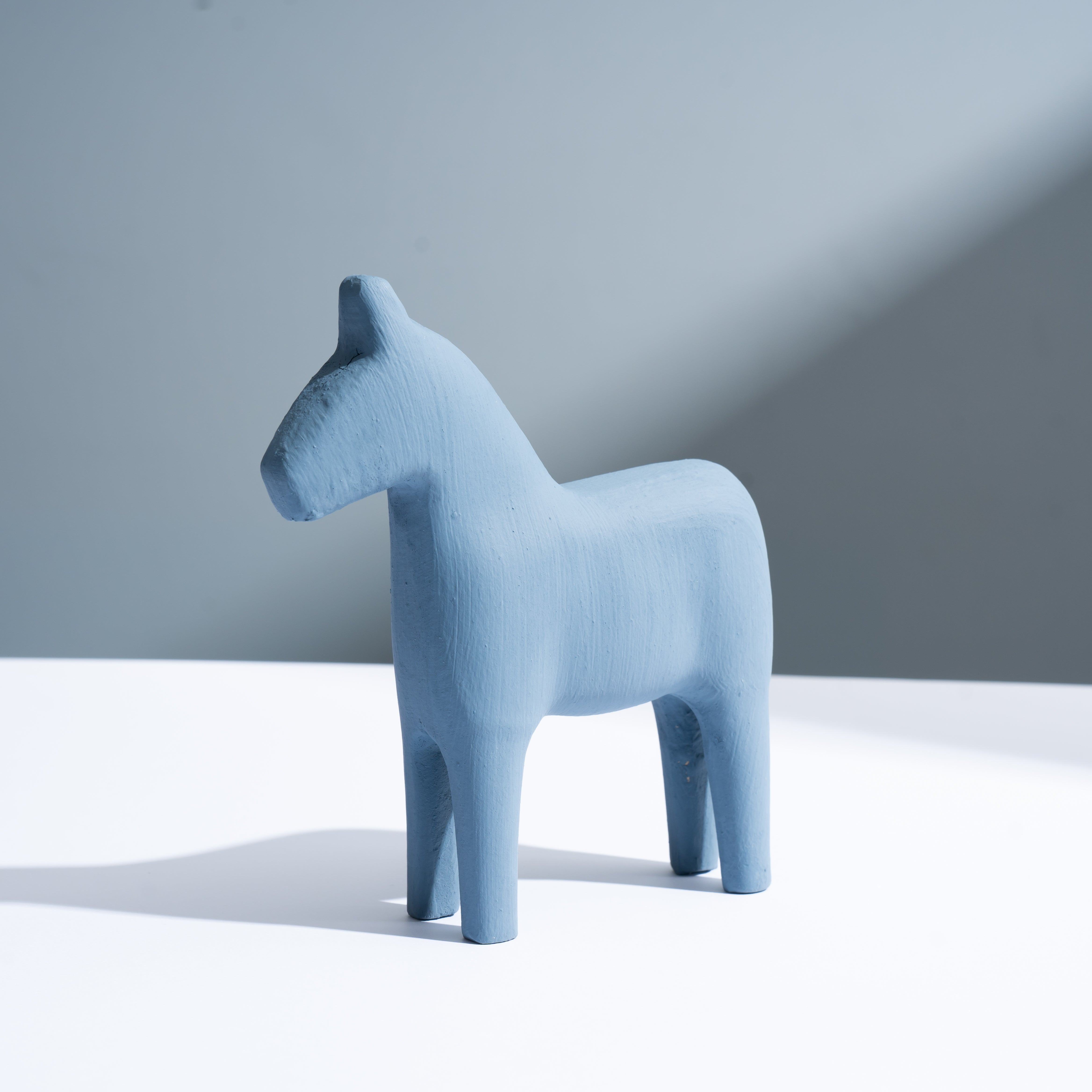BowLift | Resin creative Minimalism horse decoration ornaments
