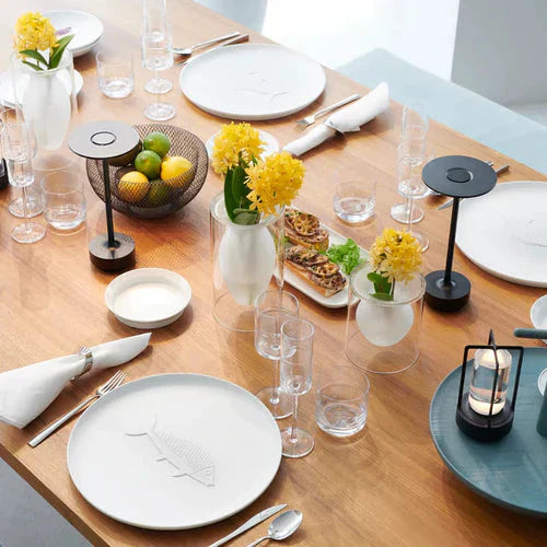 BowLift | Table lamp gold metal wireless LED light