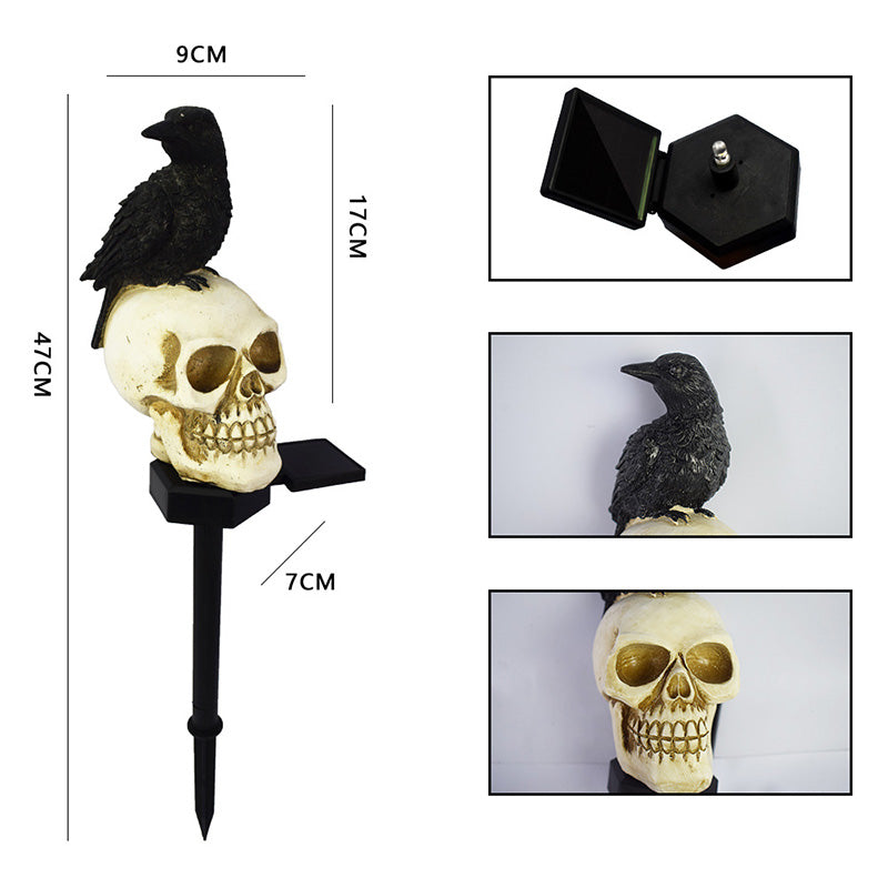 BowLift | Crow skull solar lamp for the garden