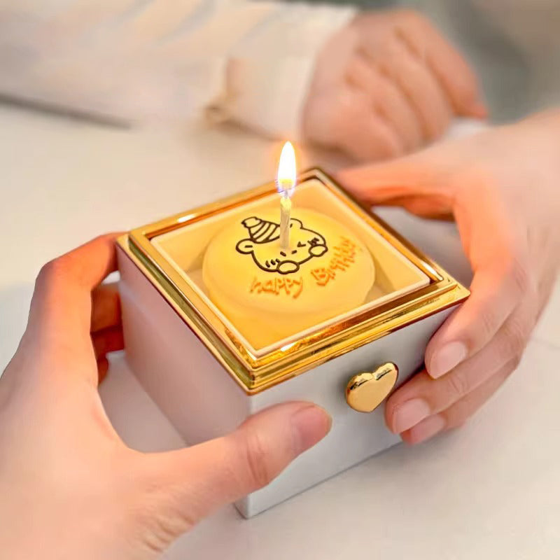 BowLift | Creative sweet bear cake rotating ring box