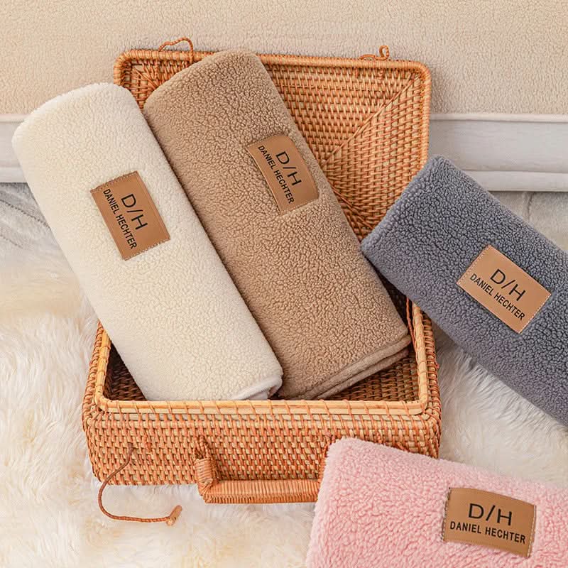 BowLift | Zora - Durable, stylish, and elegant sofa cover