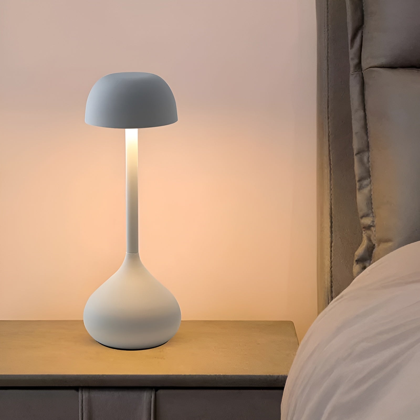 BowLift | Wireless Dimmable Mushroom Table Lamp - GlowMush