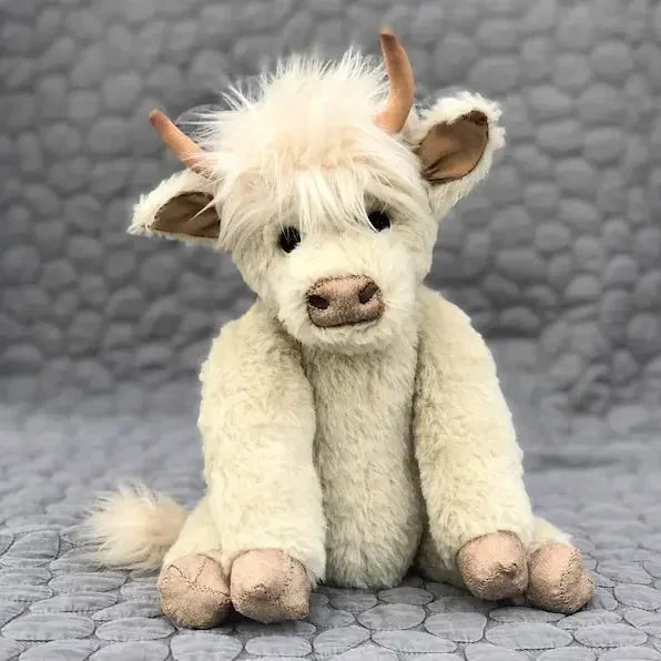 BowLift | Highland Cow Ornament with Floral Headpiece