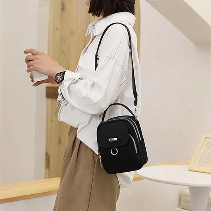 Lightweight waterproof shoulder bag with multiple pockets | Bowlift