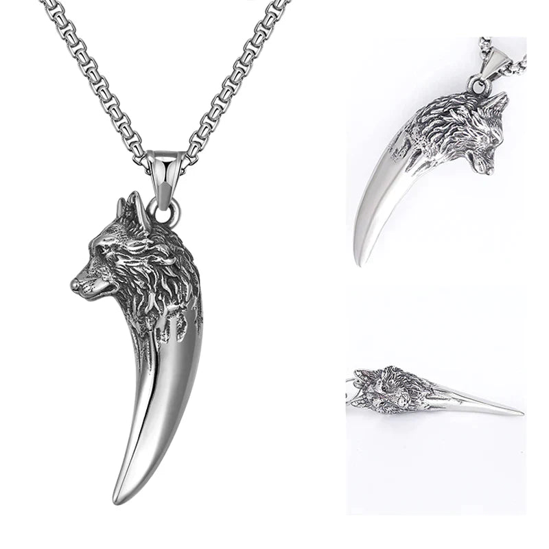BowLift | Wolf's Head Necklace made of Titanium Steel
